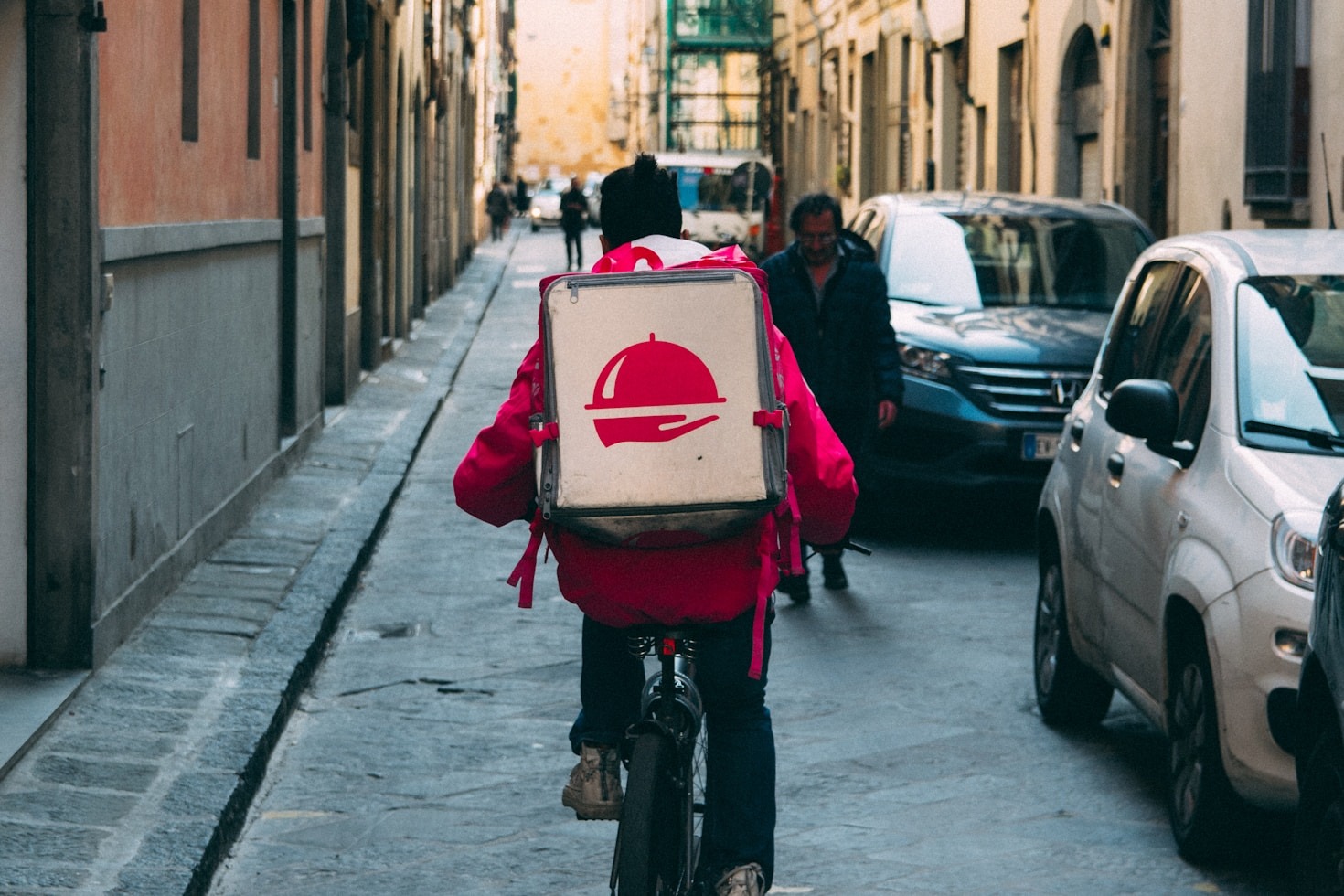 Navigating Challenges as a Delivery Driver
